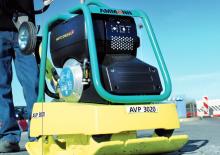 Plaques vibrantes réversibles Ammann AVP 3020