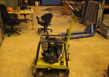 Plaques vibrantes réversibles Wacker DPU 2450 F