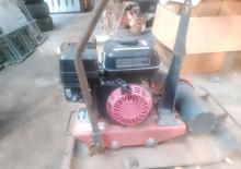 Plaques vibrantes unidirectionnelles DELMAG SV 18