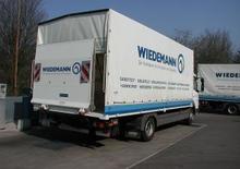 Chargement montées sur camions Dhollandia DH-LM