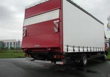 Chargement montées sur camions Dhollandia DH-LM