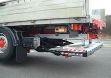 Chargement montées sur camions Dhollandia DH-SM 7