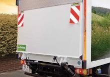 Chargement montées sur camions MBB Palfinger MBB C 1000 E
