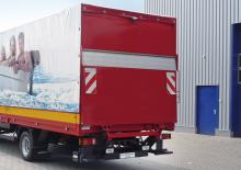 Chargement montées sur camions MBB Palfinger MBB C 1000 S