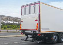 Chargement montées sur camions MBB Palfinger MBB C 2500 SK