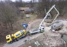 Pompes à béton montées sur camion SCHWING-Stetter S 28 X
