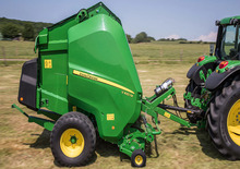 Presses à balles rondes John Deere V461M 