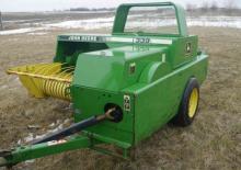 Presses de grandes balles + à haute pression John Deere 339