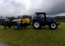 Presses de grandes balles + à haute pression New Holland BB 920 S