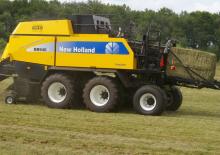 Presses de grandes balles + à haute pression New Holland BB 940 PC
