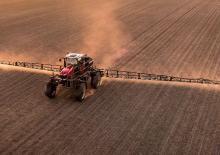 Pulverisateurs Automoteurs Massey Ferguson MF 525R