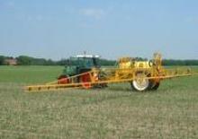 Pulverisateurs trainès CHD D2524