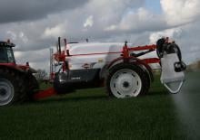 Pulverisateurs trainès Kuhn Metris 2-3200