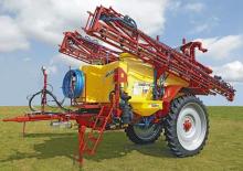 Pulverisateurs trainès Beyne PLK 28/3500