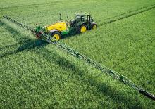 Pulverisateurs trainès John Deere R732i