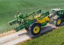 Pulverisateurs trainès John Deere R740i 
