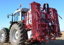 Pulverisateurs trainès Unia Rex 1218