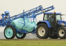 Pulverisateurs trainès Berthoud TRACKER 3200 