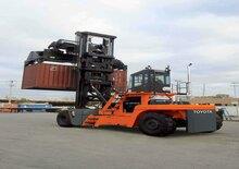 Reach stacker Toyota THD8000-L6