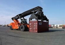 Reach stacker Toyota THD9900-R60