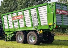 Remorques autochargeuses d'ensilage L. Bergmann Carex 370 S