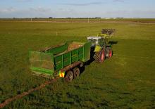 Remorques autochargeuses d'ensilage Hustler SF1300