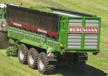 Remorques autochargeuses d'ensilage L. Bergmann Shuttle 490 S