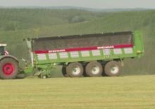 Remorques autochargeuses d'ensilage L. Bergmann Shuttle 510 K