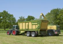 Remorques autochargeuses d'ensilage Krone TX 460 D 