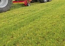 Remorques autochargeuses d'ensilage Pöttinger Jumbo 6610 D