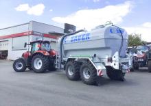 Réservoirs de lisier Bauer Irrigation Pump tanker Poly 140 tandem axle