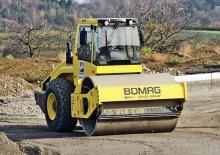 Rouleaux monocylindres Bomag BW 214 DHC-4