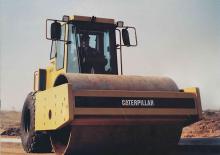 Rouleaux monocylindres Caterpillar CS-583