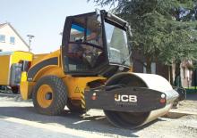 Rouleaux monocylindres JCB VM75 D