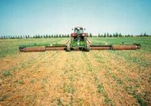 Rouleaux pour des champs et prairies Amazone AW 6600