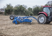 Rouleaux pour des champs et prairies DAL-BO MaxiRoll 830