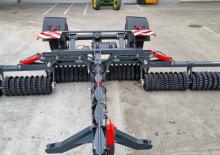 Rouleaux pour des champs et prairies Saphir ZR 620 DL
