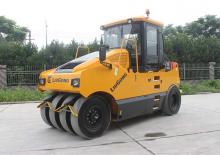 Rouleaux sur pneus Liugong 6524E