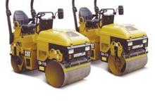 Rouleaux vibrants tandem Caterpillar CB 113