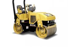 Rouleaux vibrants tandem Caterpillar CB 214 E