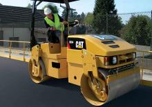 Rouleaux vibrants tandem Caterpillar CB34