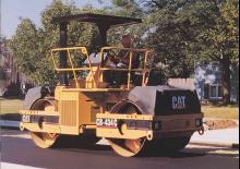 Rouleaux vibrants tandem Caterpillar CB-434C