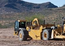 Scrapeurs Caterpillar 621H