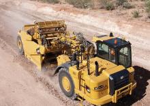 Scrapeurs Caterpillar 623H