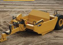 Scrapeurs Caterpillar TS220