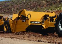 Scrapeurs Caterpillar TS225