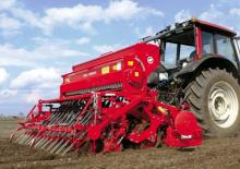 Semoirs Unia Plus 700/3 D