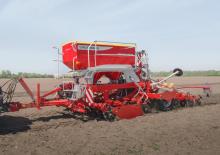 Semoirs Pöttinger Terrasem R 4 fertilizer