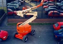 Nacelles à bras articulés sur roues JLG 450A Semi Track