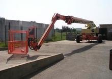 Nacelles télescopiques sur roues JLG 120 HX